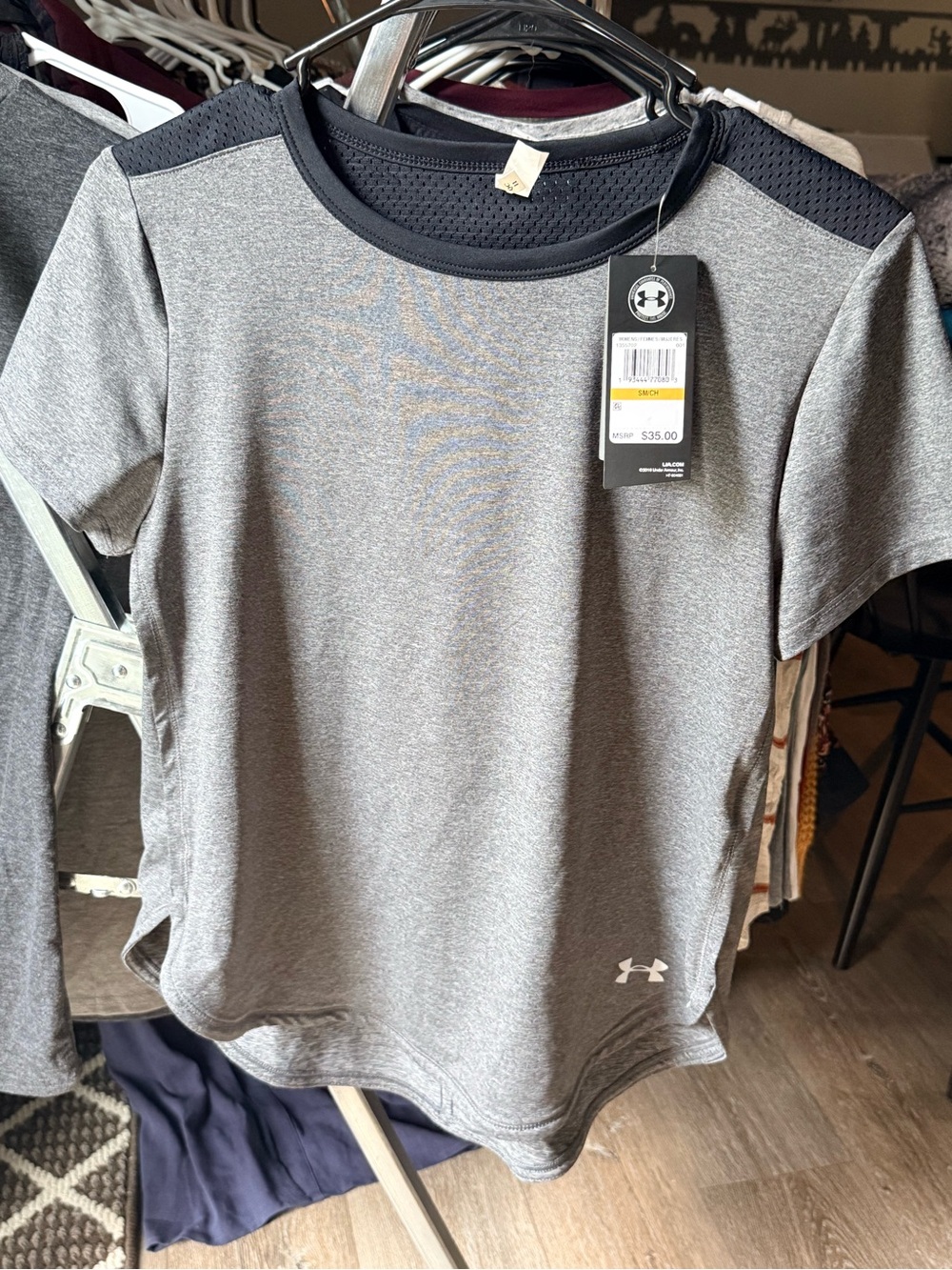 Under Armour Women’s Heather Gray Short-Sleeve Performance Tee with Black Trim